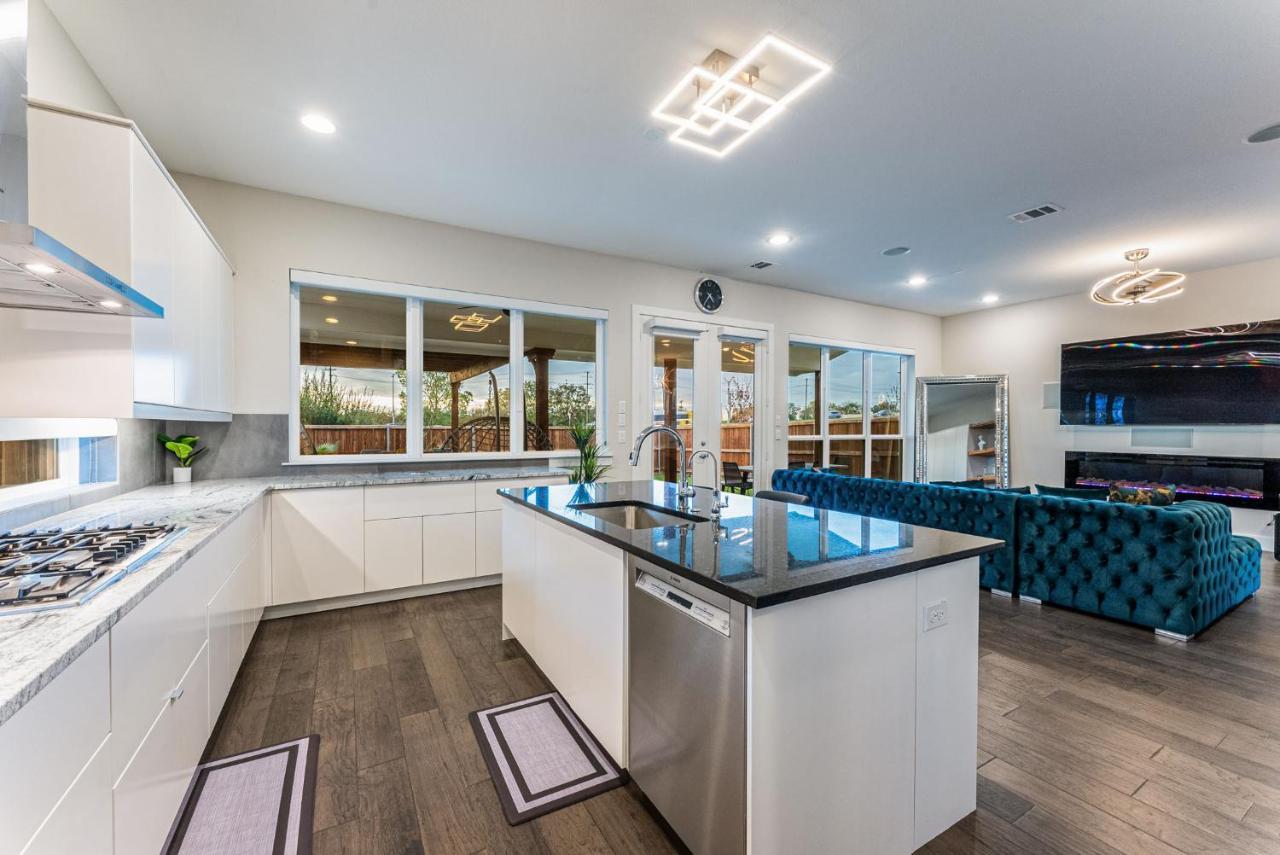 Luxury Home With Rooftop Views Dallas Extérieur photo